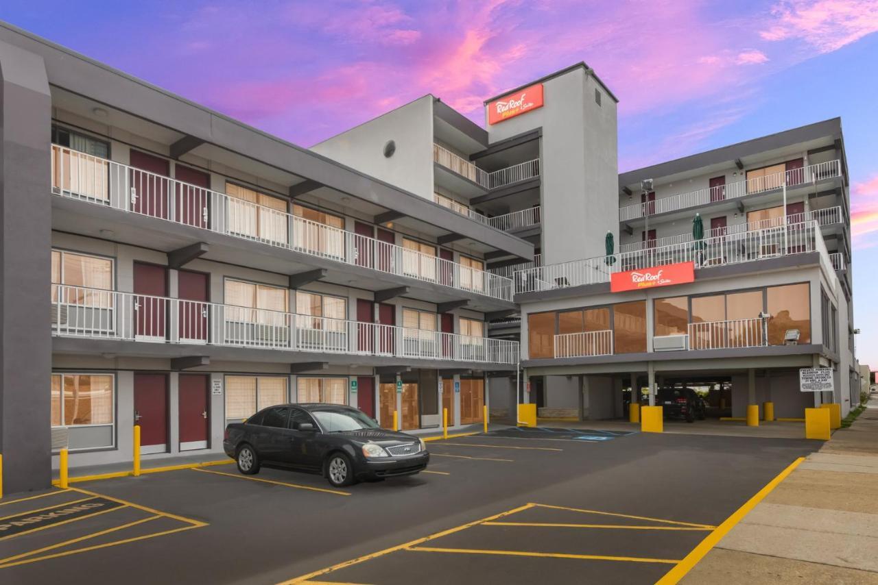 Red Roof Plus & Suites Virginia Beach - Seaside Экстерьер фото